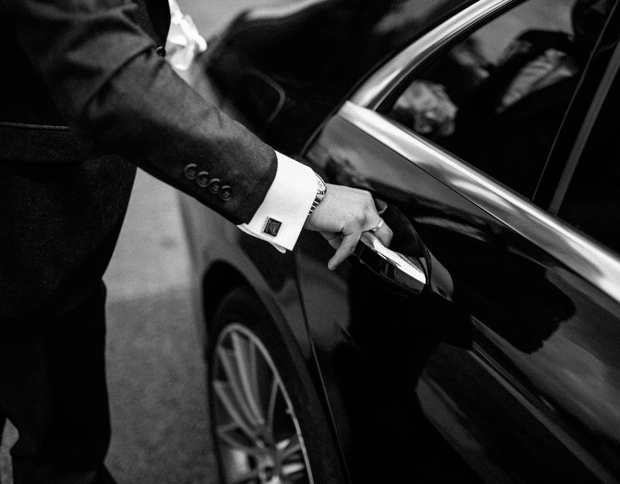 Image for Willy's Chauffeur Services Private Service for Willy's Chauffeur Services ,  Executive Car, Company Website, No Coding Website,  Service AirportTransfers, Easy Website, Free website template, Better than squarespace, Free Website in the Dorking area